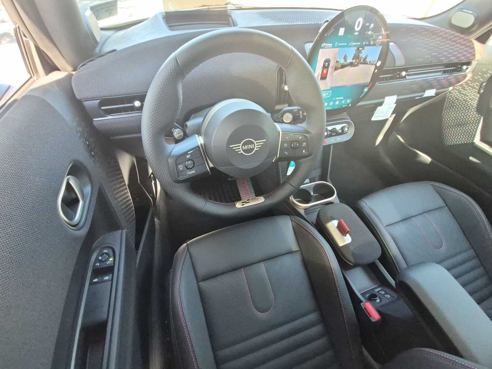 MINI ICONIC de 2 puertas, 2027