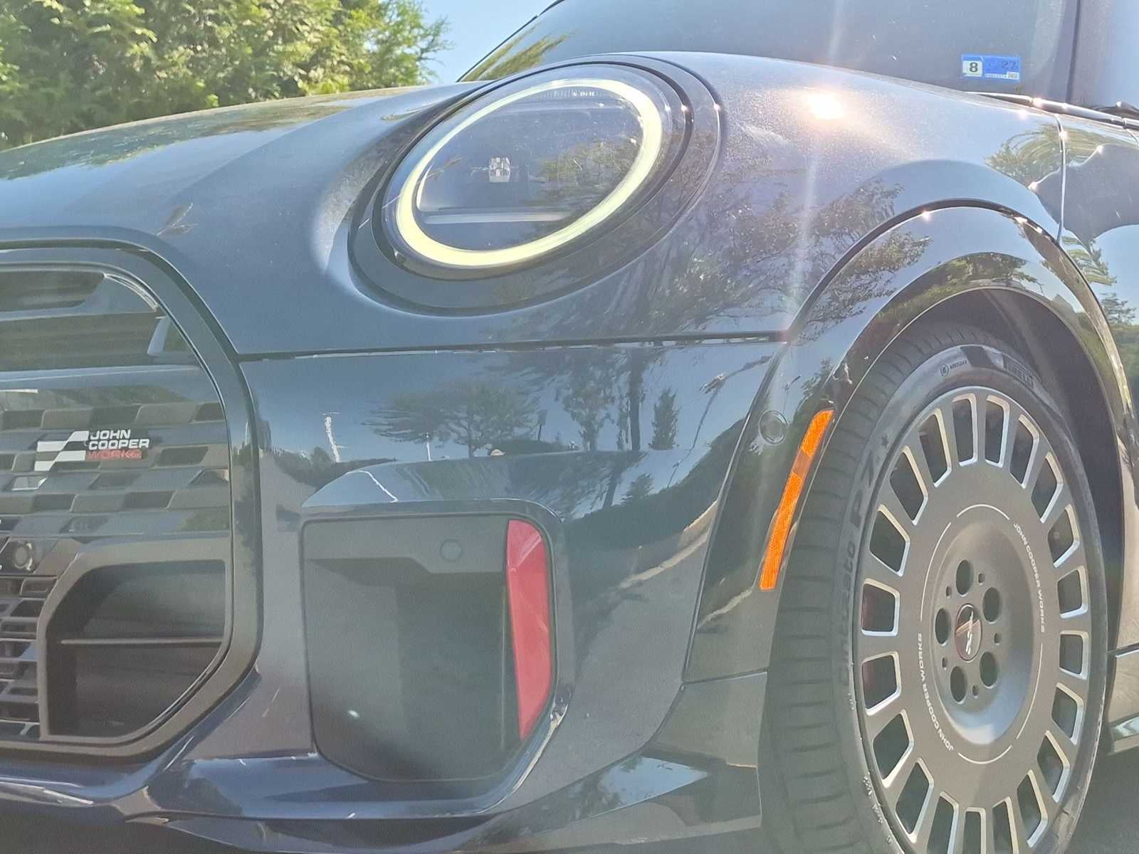 MINI ICONIC de 2 puertas, 2027