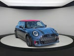 MINI ICONIC de 2 puertas, 2027