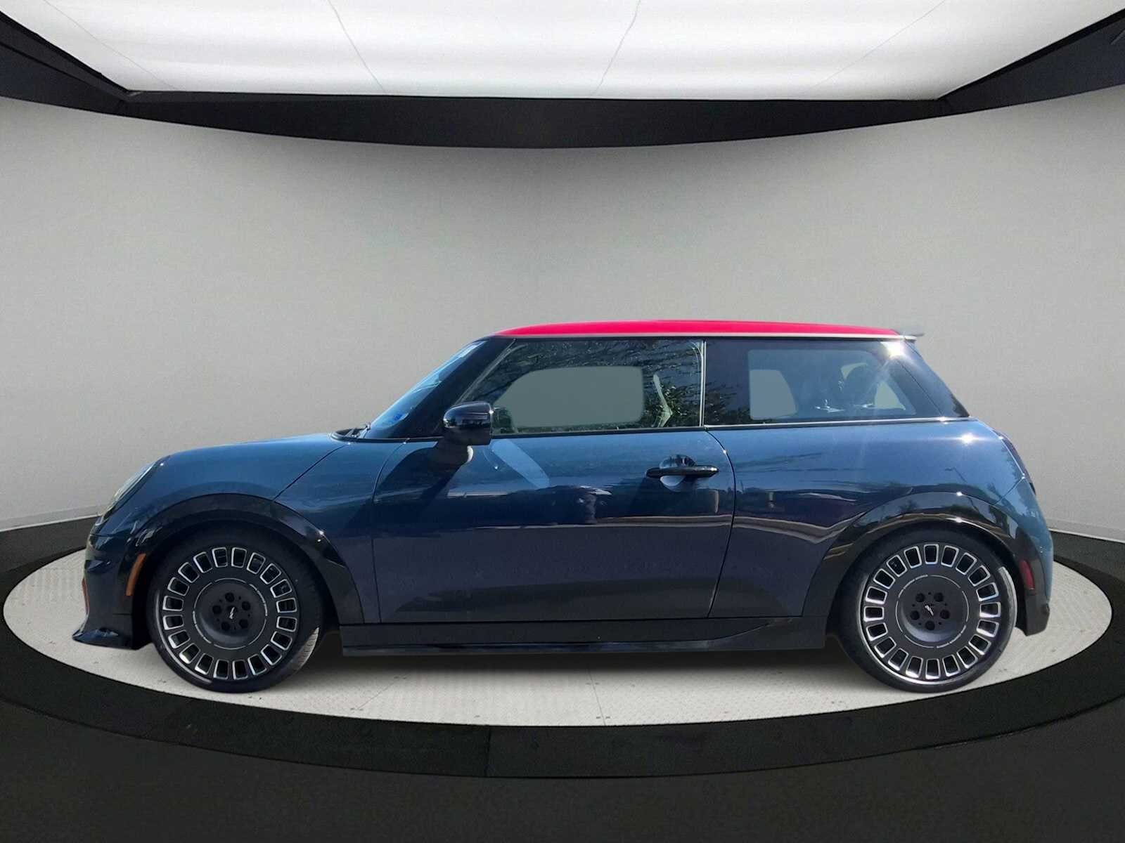 MINI ICONIC de 2 puertas, 2027