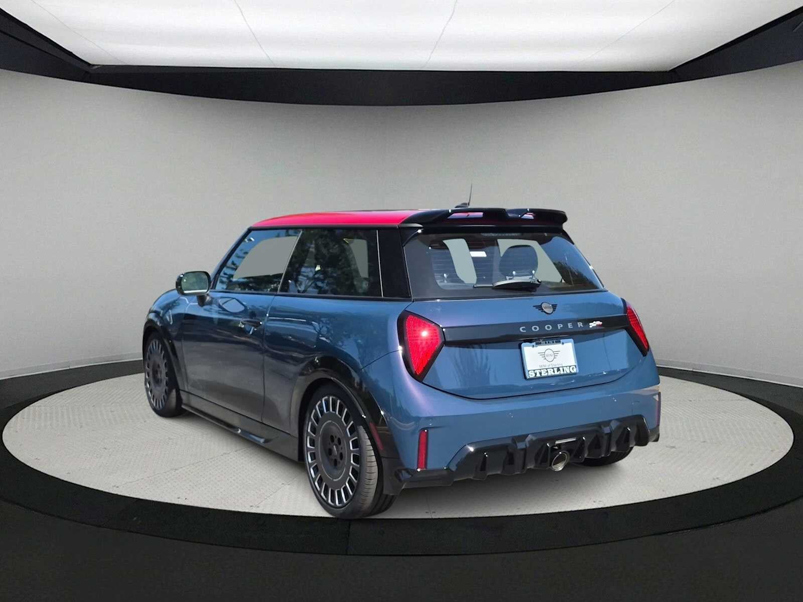 MINI ICONIC de 2 puertas, 2027