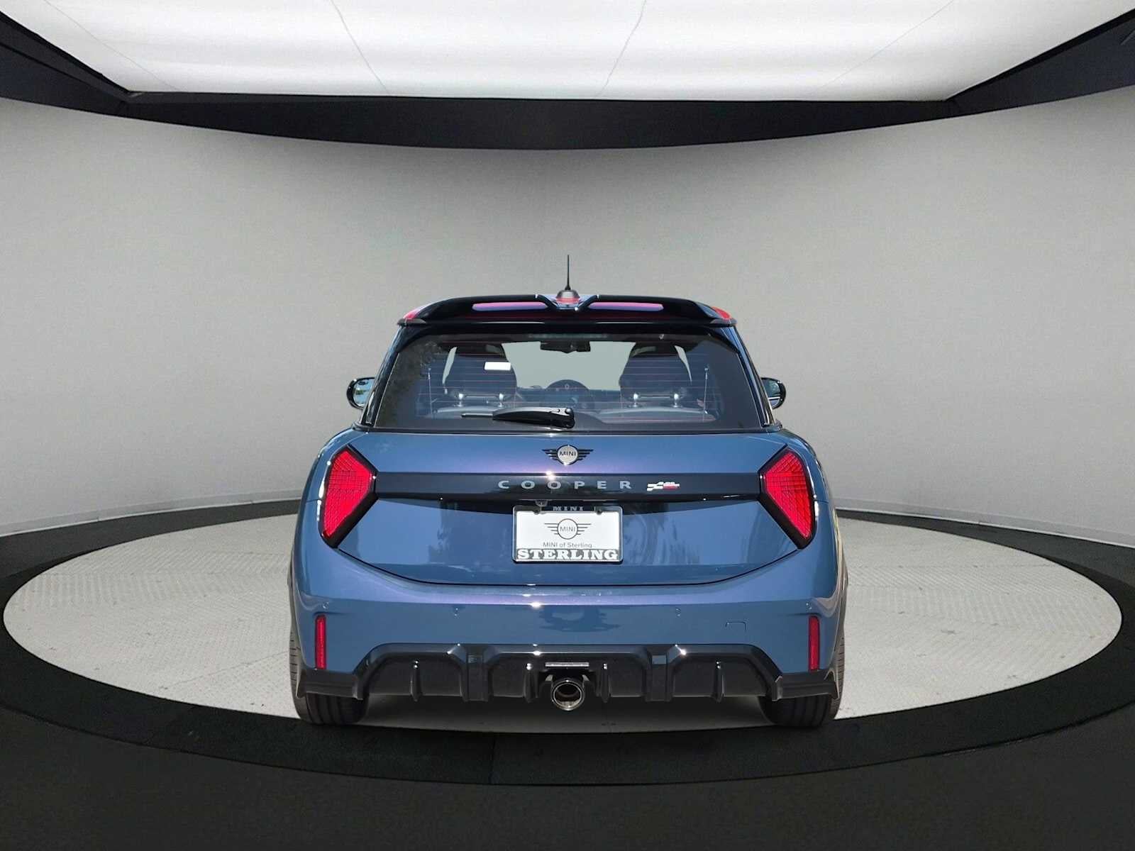 MINI ICONIC de 2 puertas, 2027