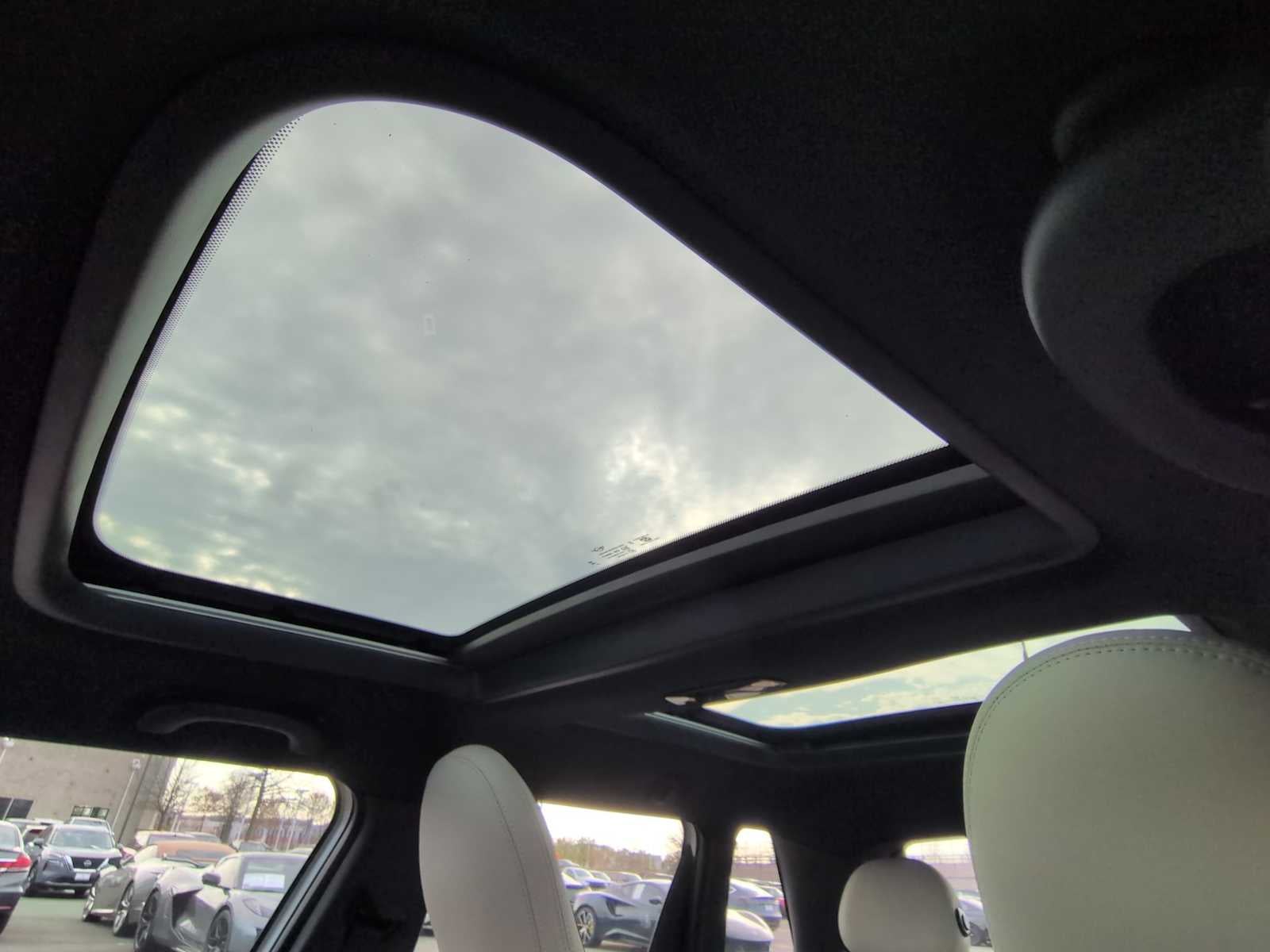 2026 MINI 4 PUERTAS SIGNATURE PLUS