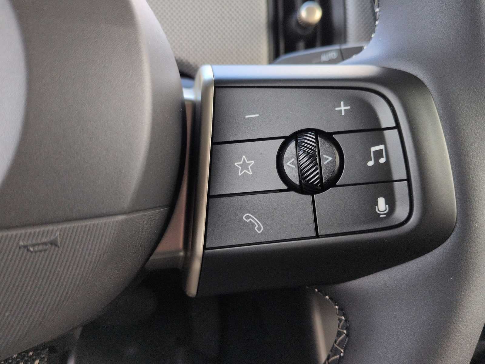 2026 MINI 4 PUERTAS SIGNATURE PLUS