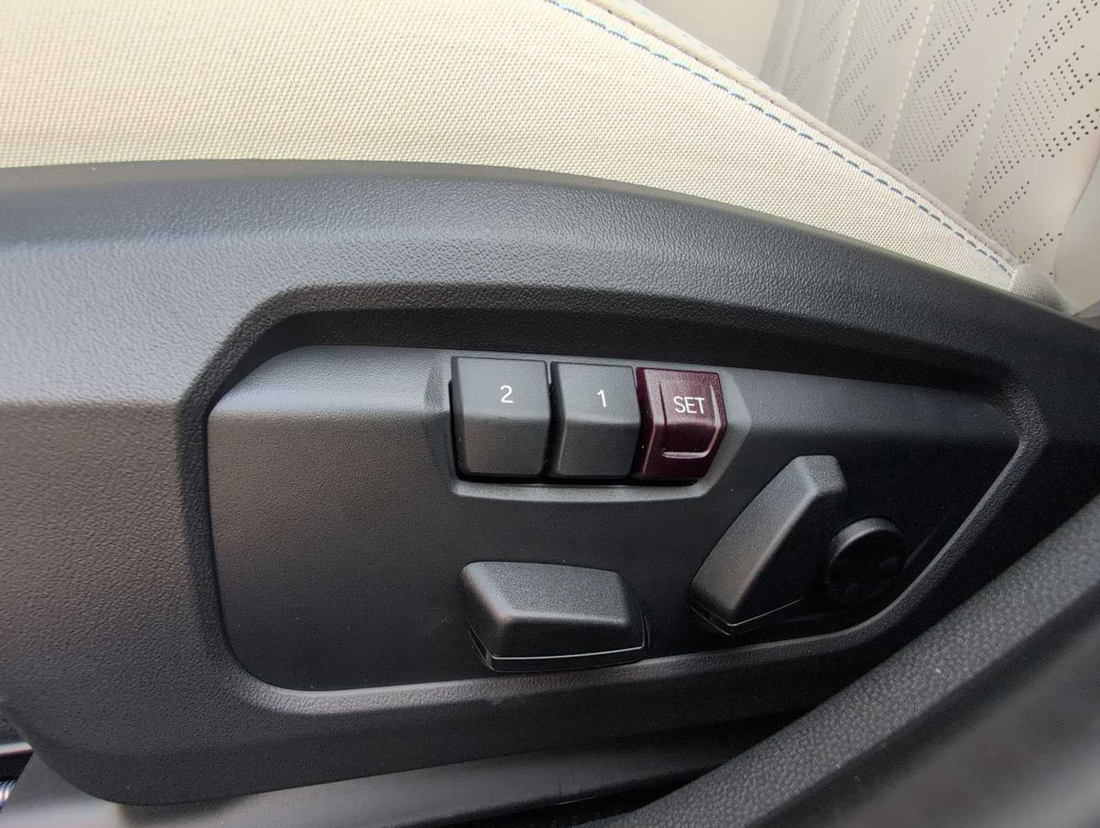 2026 MINI 4 PUERTAS SIGNATURE PLUS