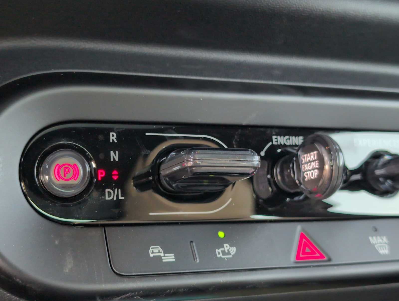 2026 MINI 4 PUERTAS SIGNATURE PLUS