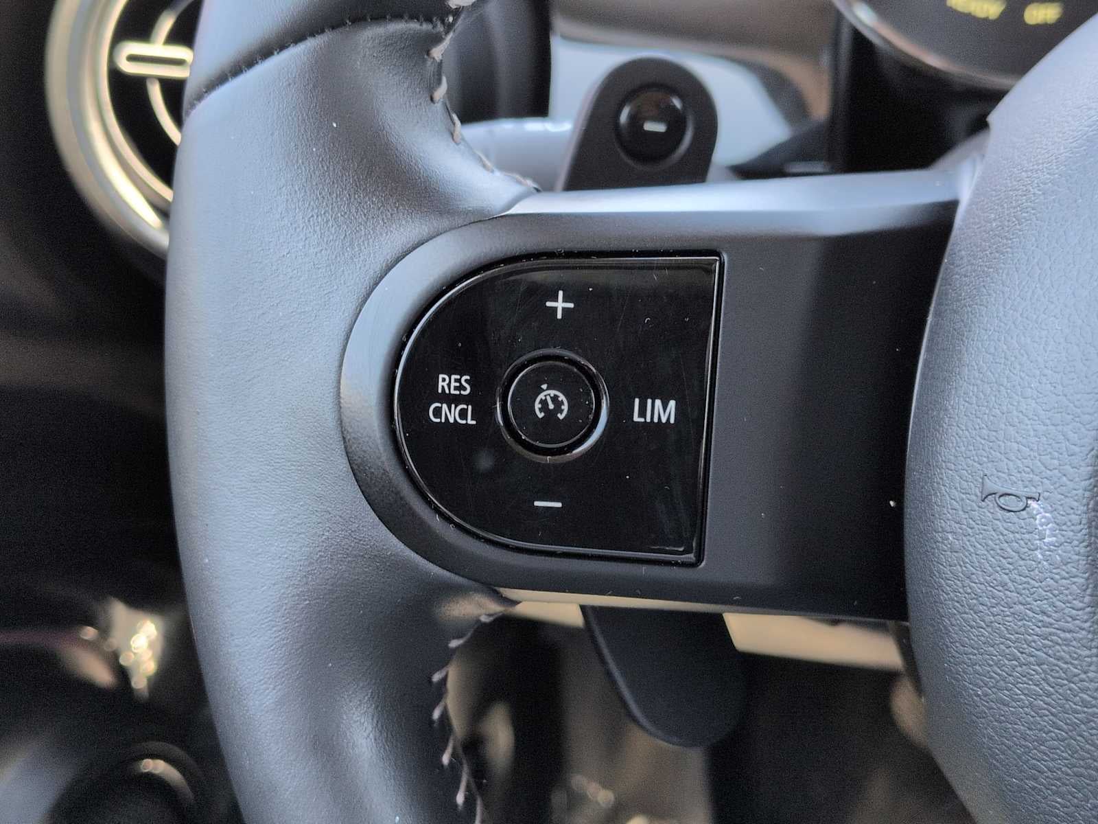 MINI Cooper S de 2 puertas con techo rígido, 2024