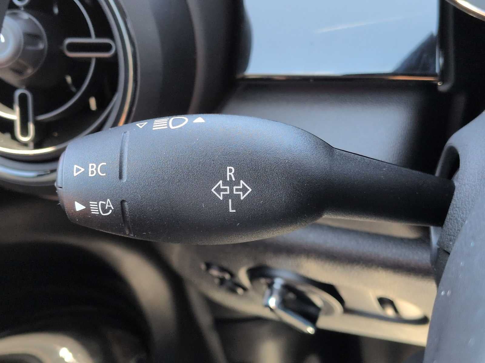 MINI Cooper S de 2 puertas con techo rígido, 2024
