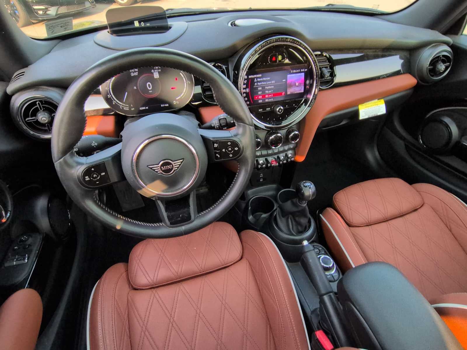 MINI Cooper S de 2 puertas con techo rígido, 2024