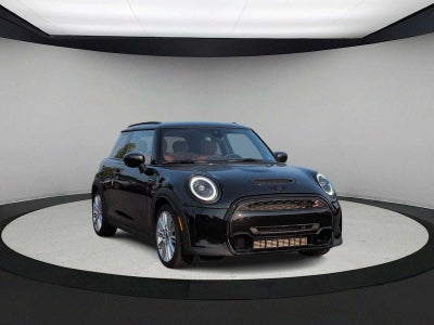 MINI Cooper S de 2 puertas con techo rígido, 2024