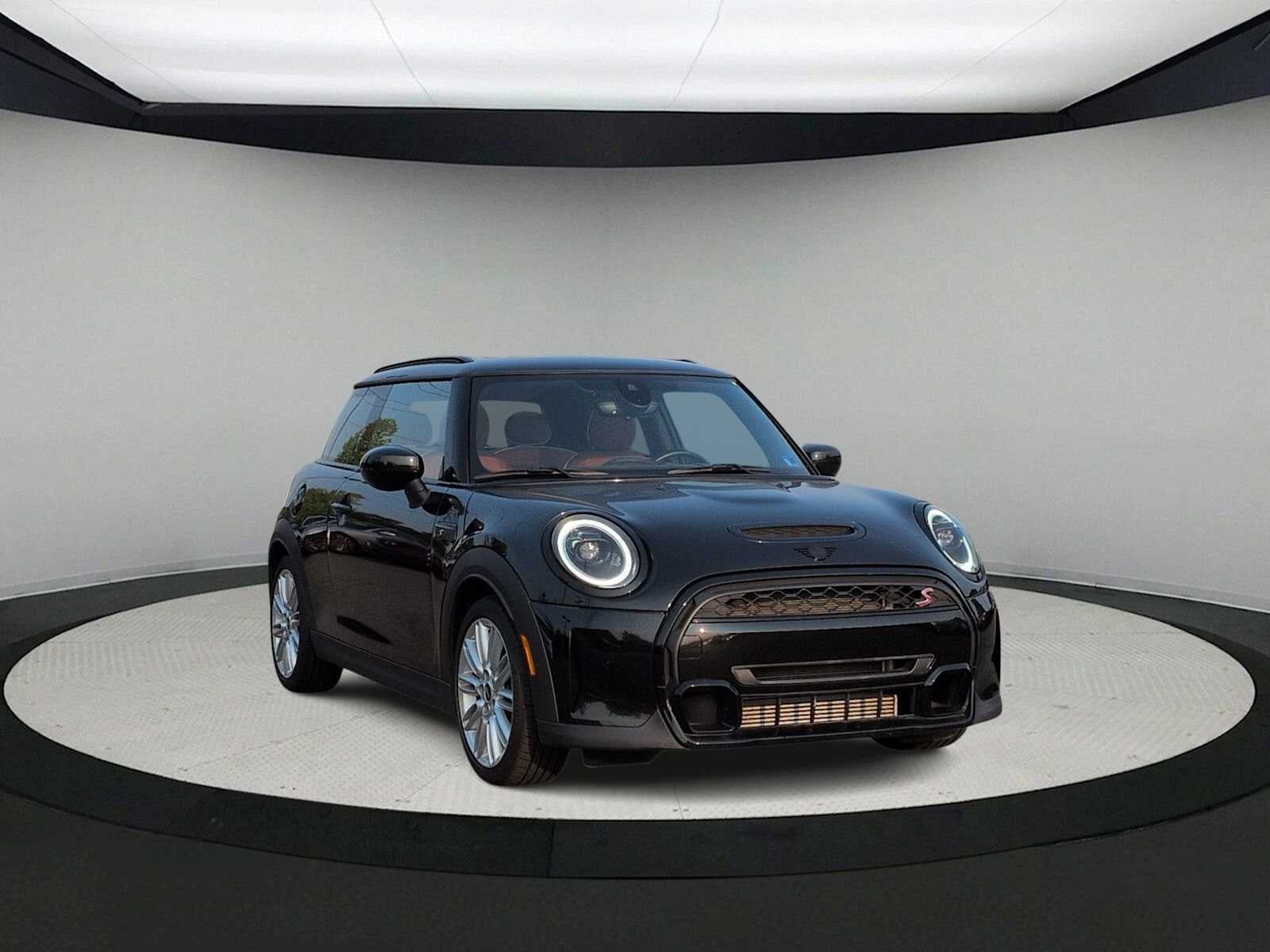 MINI Cooper S de 2 puertas con techo rígido, 2024