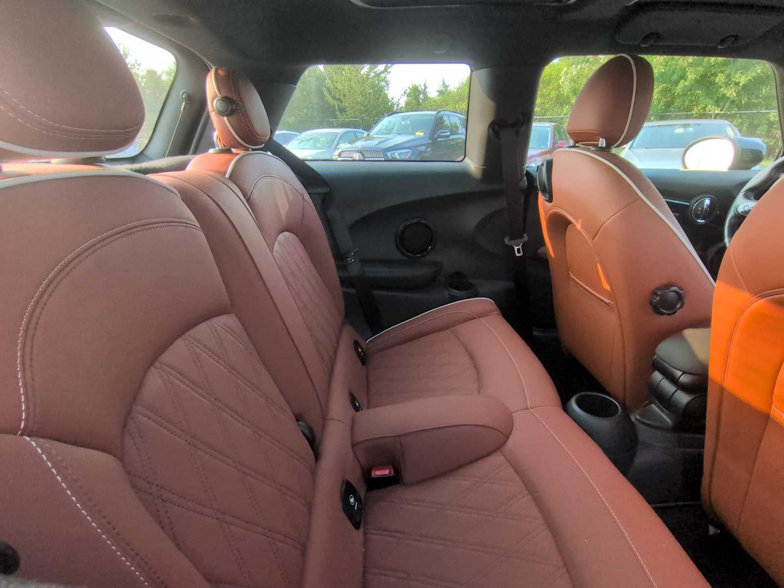 MINI Cooper S de 2 puertas con techo rígido, 2024