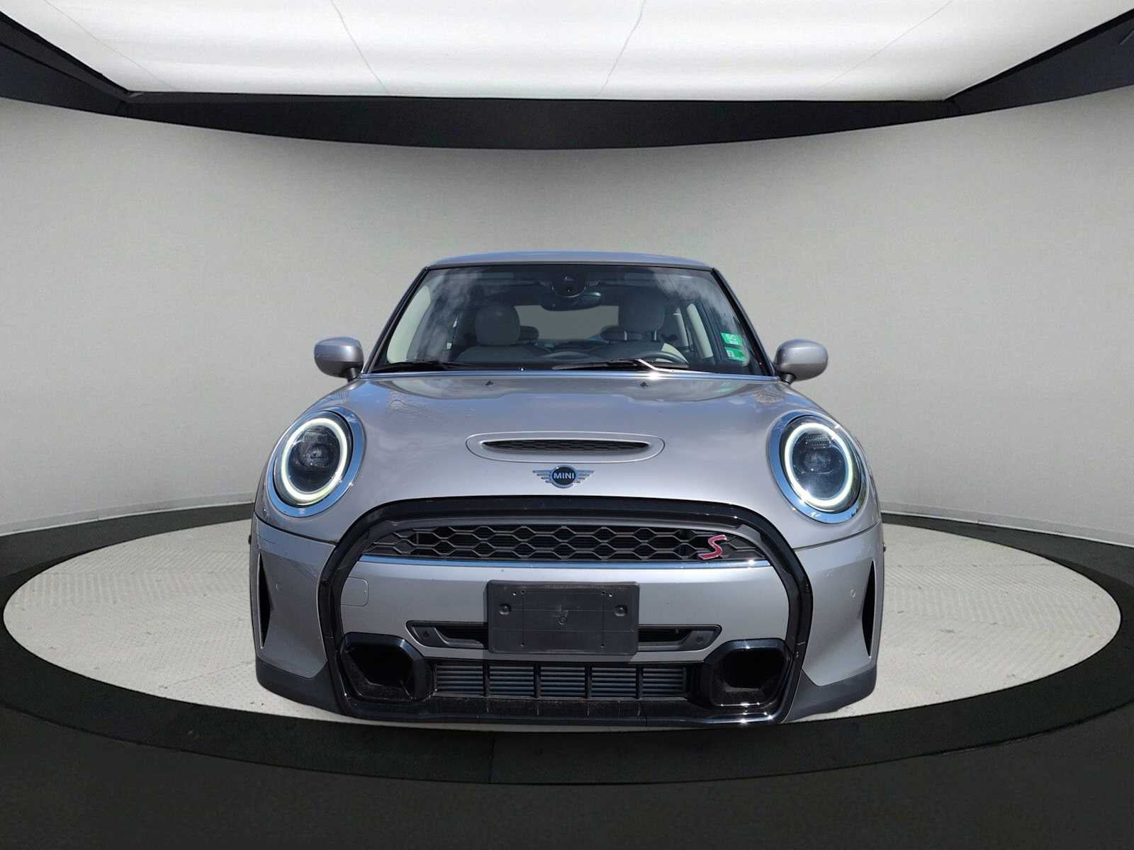 MINI Cooper S de 2 puertas con techo rígido, 2024
