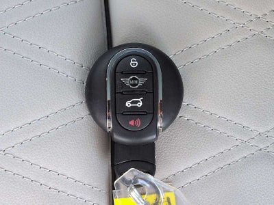 MINI Cooper S de 2 puertas con techo rígido, 2024