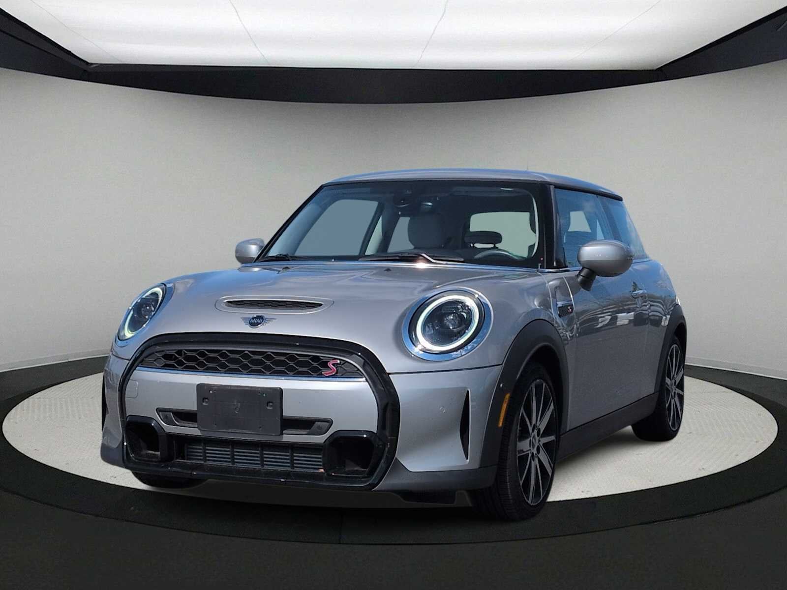 MINI Cooper S de 2 puertas con techo rígido, 2024