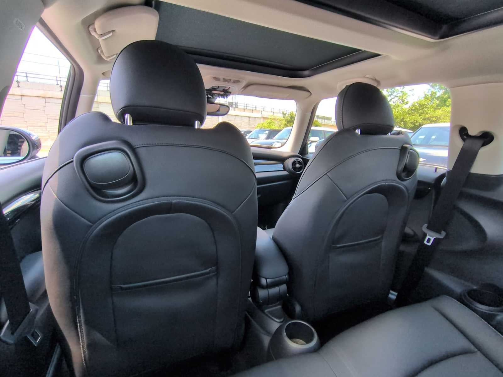 MINI Cooper S de 2 puertas con techo rígido, 2024