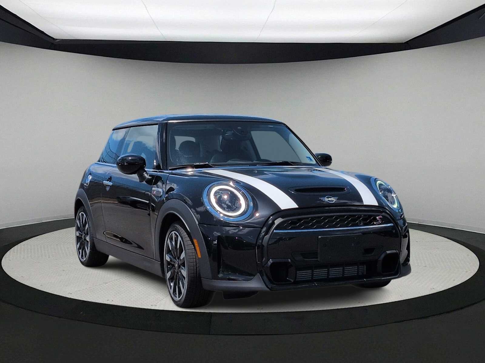 MINI Cooper S de 2 puertas con techo rígido, 2024