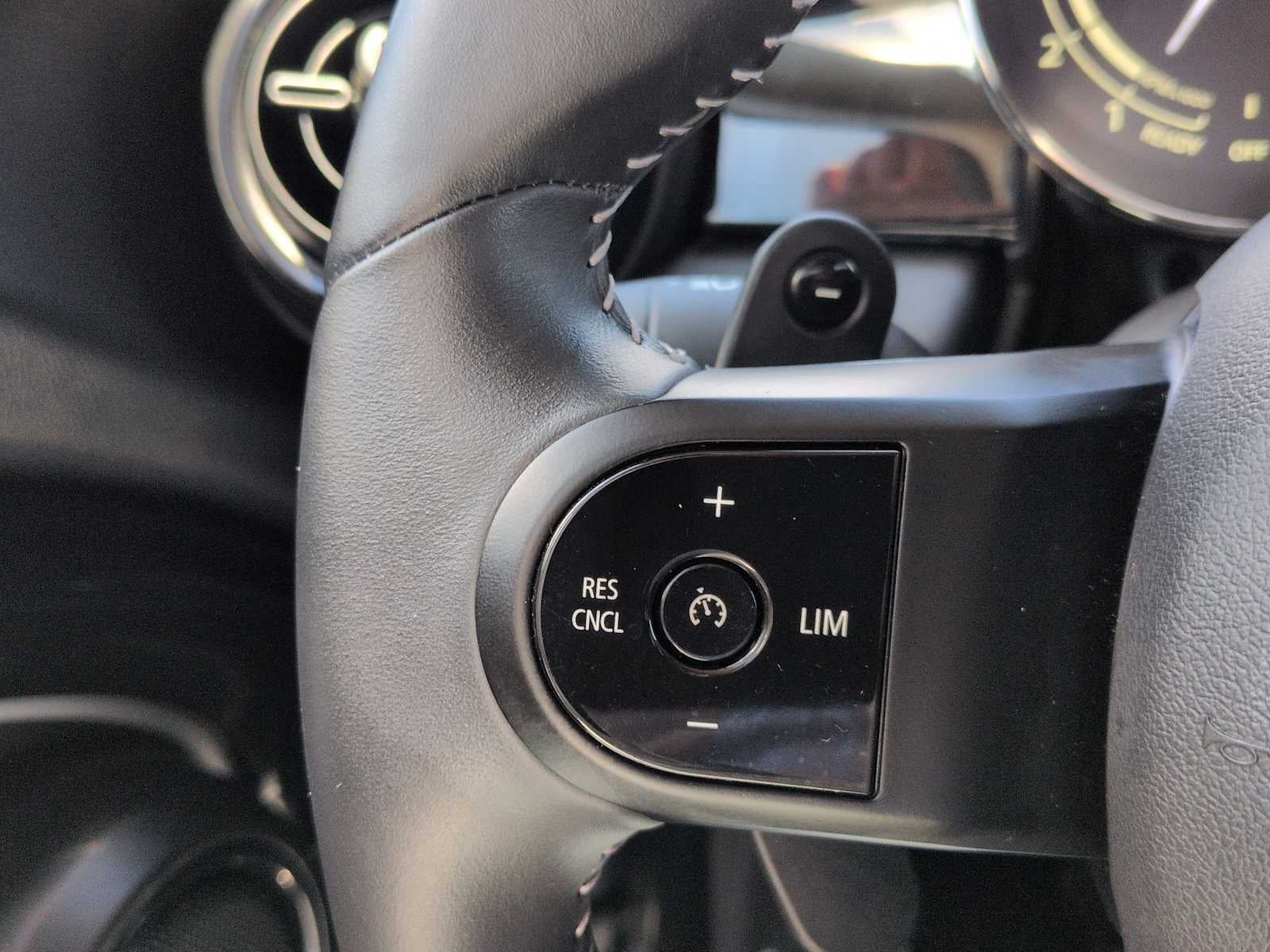 MINI Cooper S de 2 puertas con techo rígido, 2024
