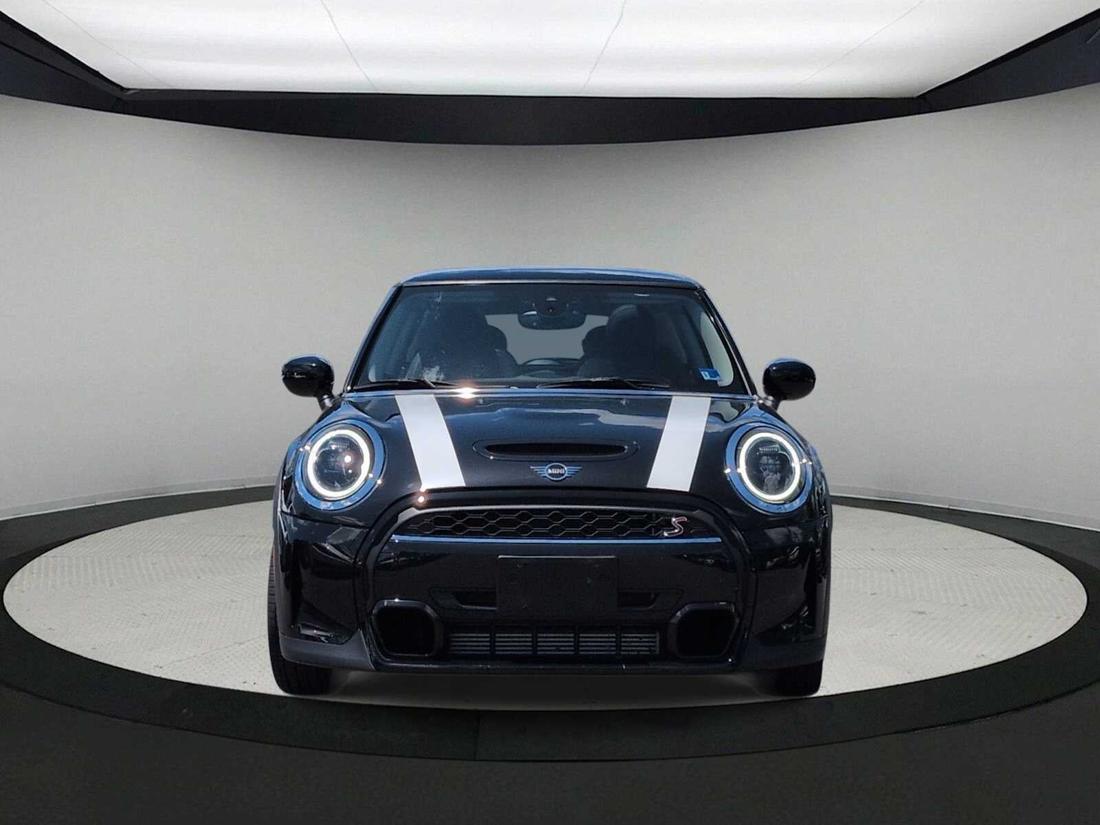 MINI Cooper S de 2 puertas con techo rígido, 2024