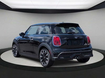 MINI Cooper S de 2 puertas con techo rígido, 2024