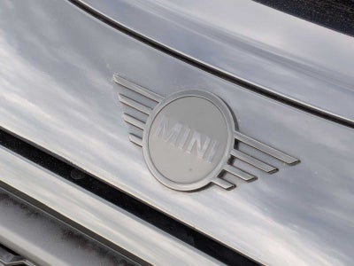 MINI Cooper S de 4 puertas con techo rígido 2024