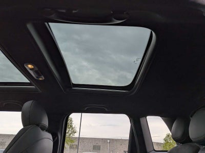 MINI Cooper S de 4 puertas con techo rígido 2024