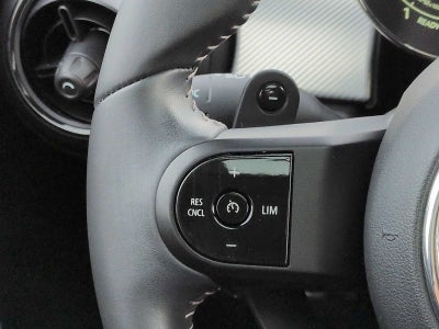 MINI Cooper S de 4 puertas con techo rígido 2024