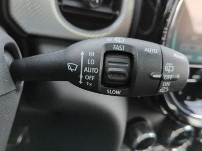 MINI Cooper S de 4 puertas con techo rígido 2024