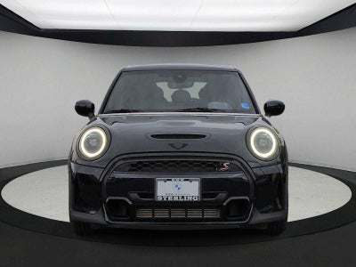 MINI Cooper S de 4 puertas con techo rígido 2024
