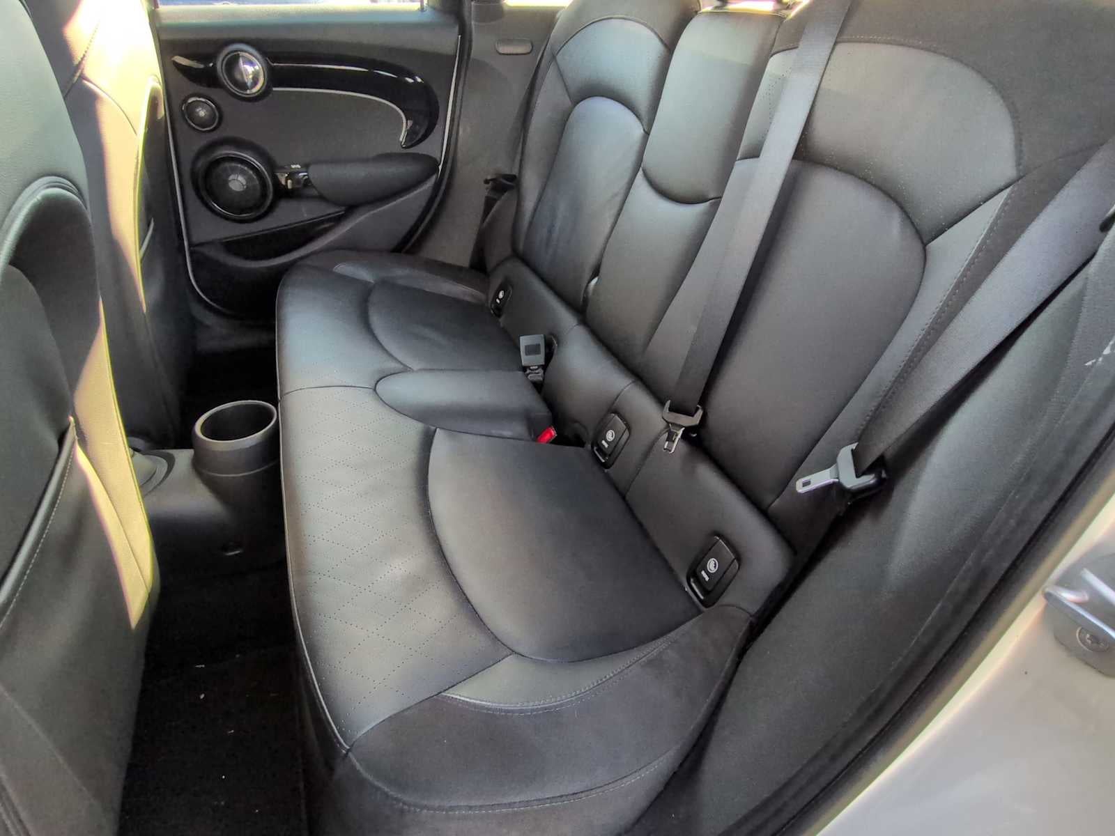 2022 MINI Techo Duro 4 Puertas Cooper S