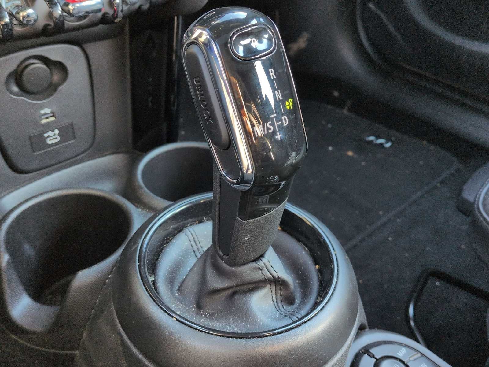 2022 MINI Techo Duro 4 Puertas Cooper S