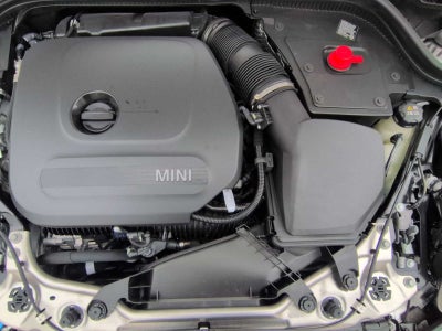 2026 MINI 4 PUERTAS ICÓNICO