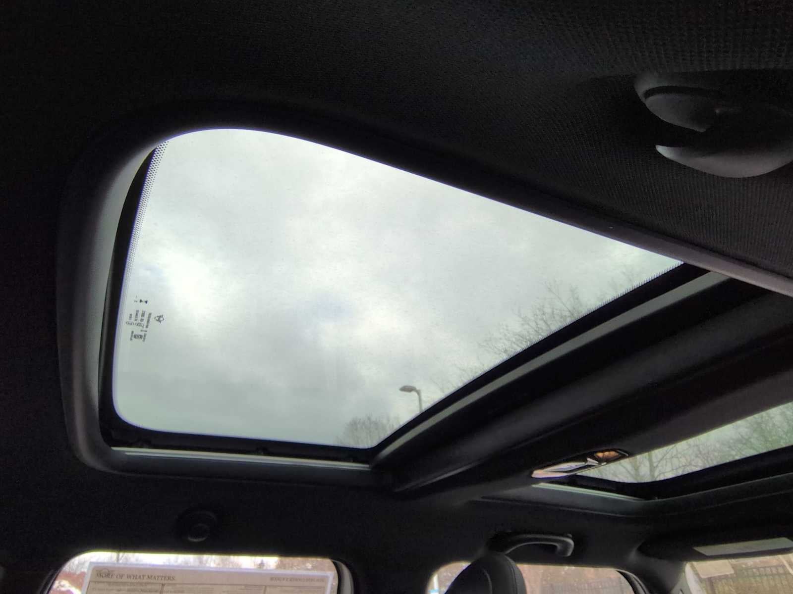 2026 MINI 4 PUERTAS ICÓNICO