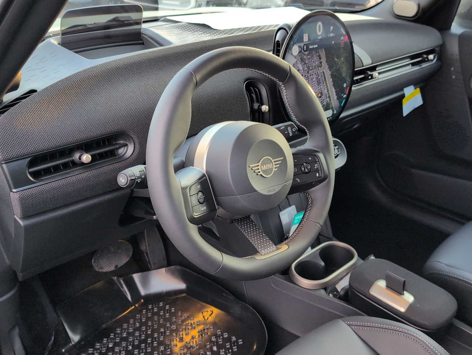 2026 MINI 4 PUERTAS ICÓNICO