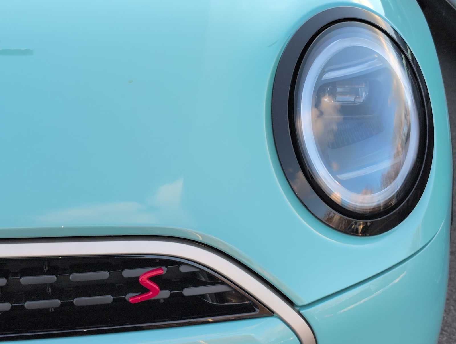 2026 MINI 4 PUERTAS ICÓNICO