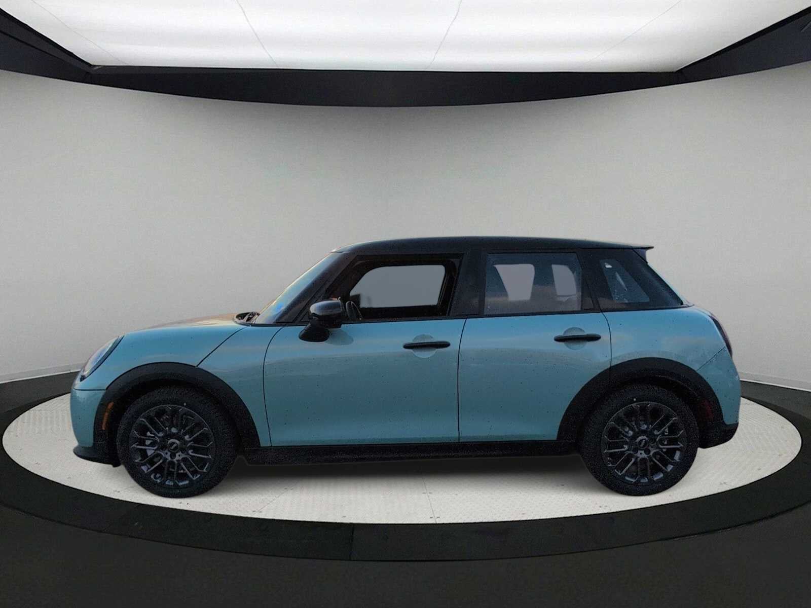 2026 MINI 4 PUERTAS ICÓNICO