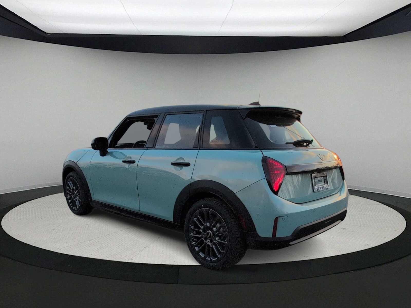 2026 MINI 4 PUERTAS ICÓNICO