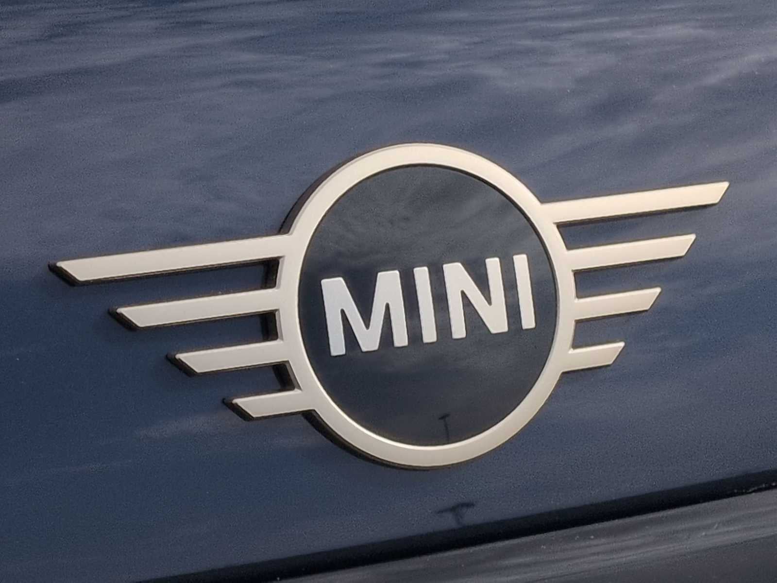 2026 MINI 4 PUERTAS SIGNATURE PLUS