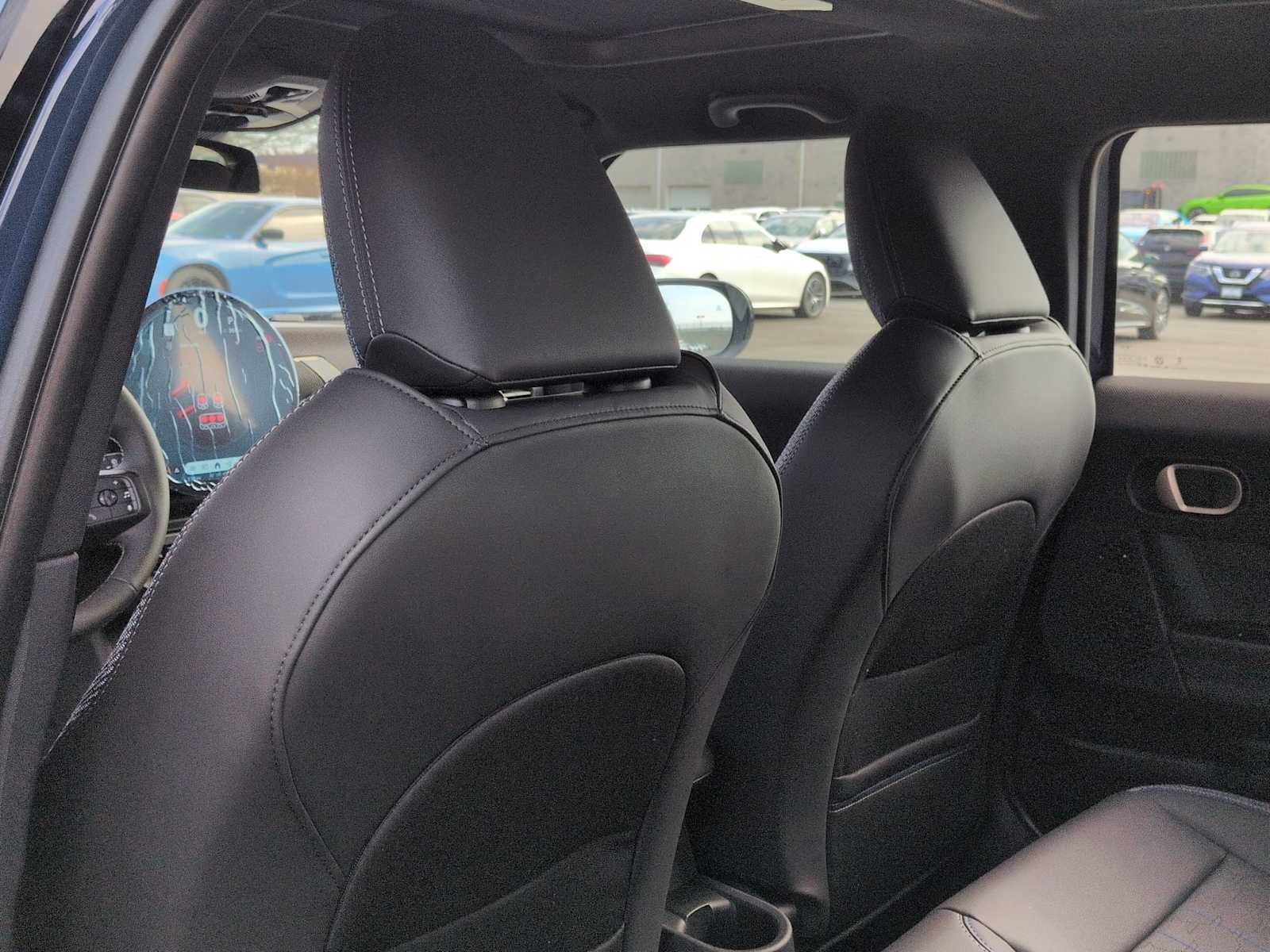 2026 MINI 4 PUERTAS SIGNATURE PLUS