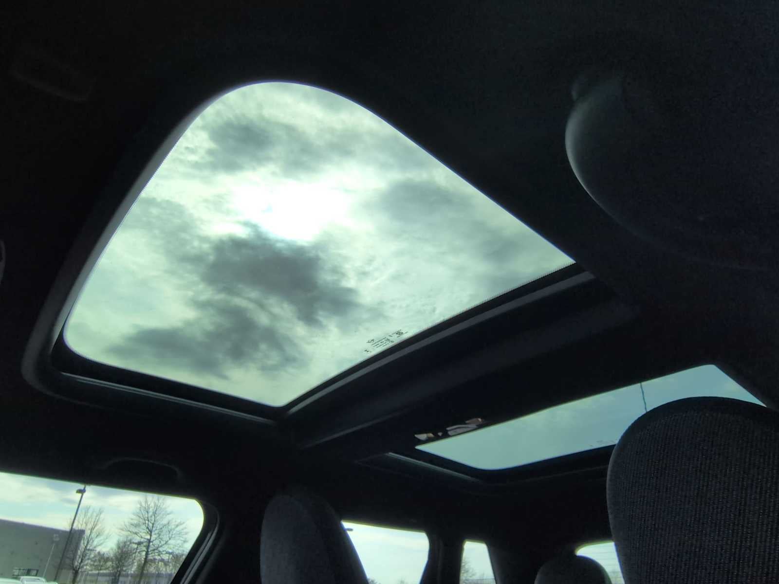 2026 MINI 4 PUERTAS SIGNATURE PLUS