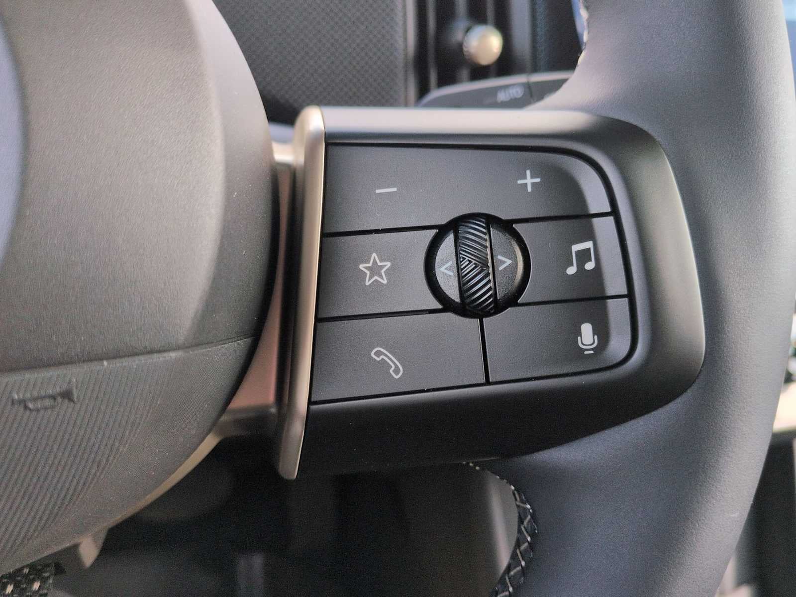 2026 MINI 4 PUERTAS SIGNATURE PLUS