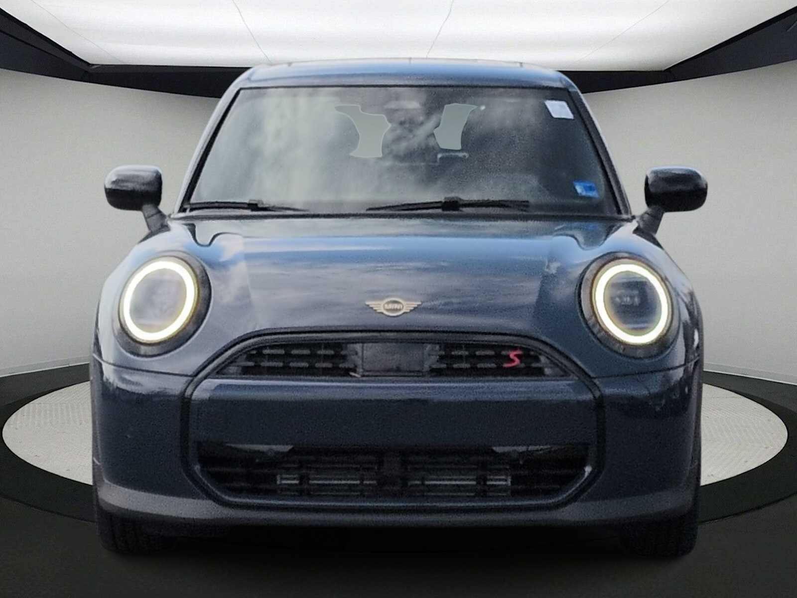 2026 MINI 4 PUERTAS SIGNATURE PLUS