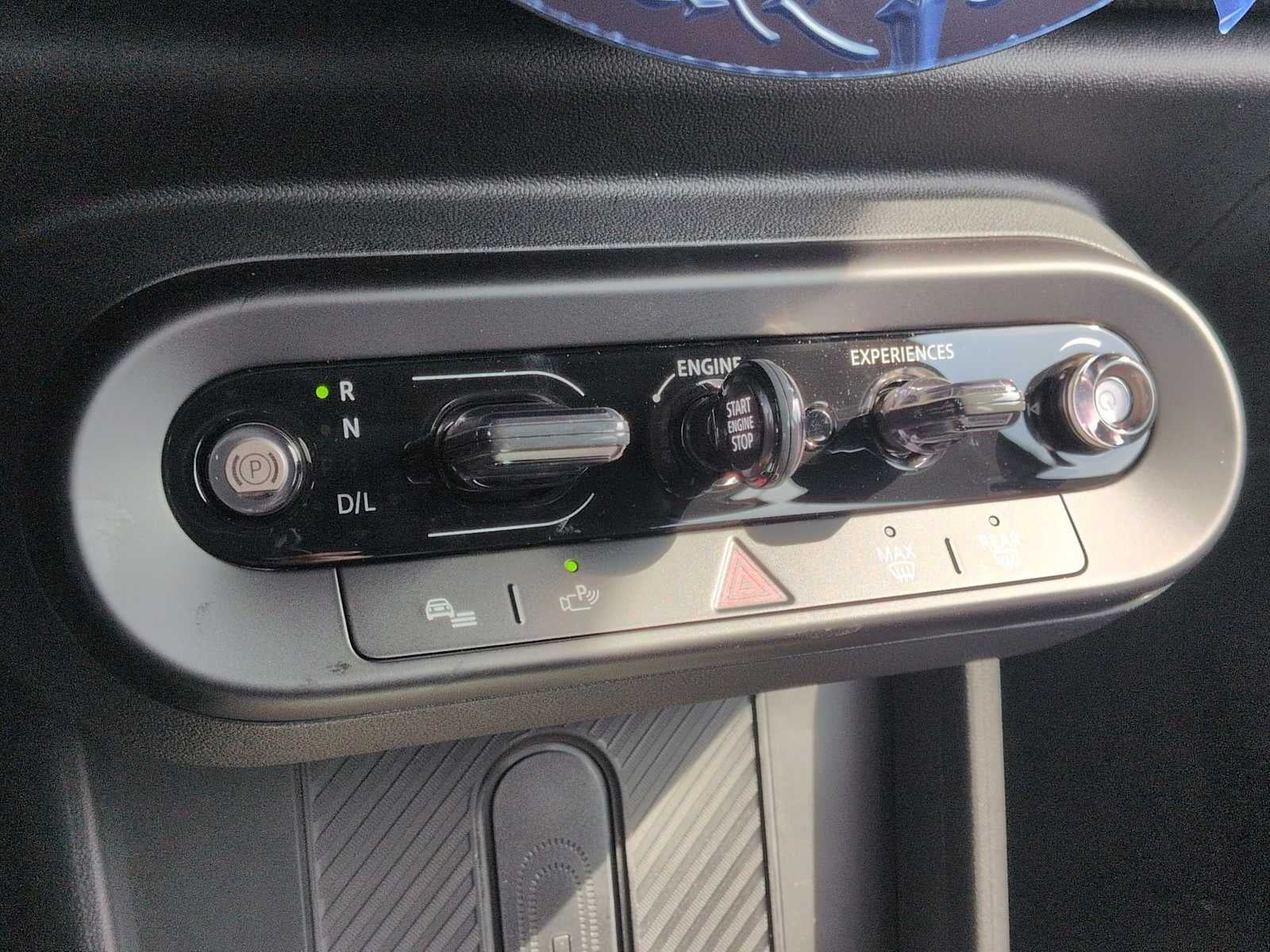 2026 MINI 4 PUERTAS SIGNATURE PLUS