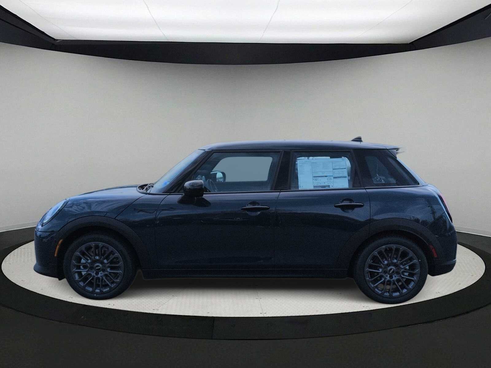 2026 MINI 4 PUERTAS SIGNATURE PLUS