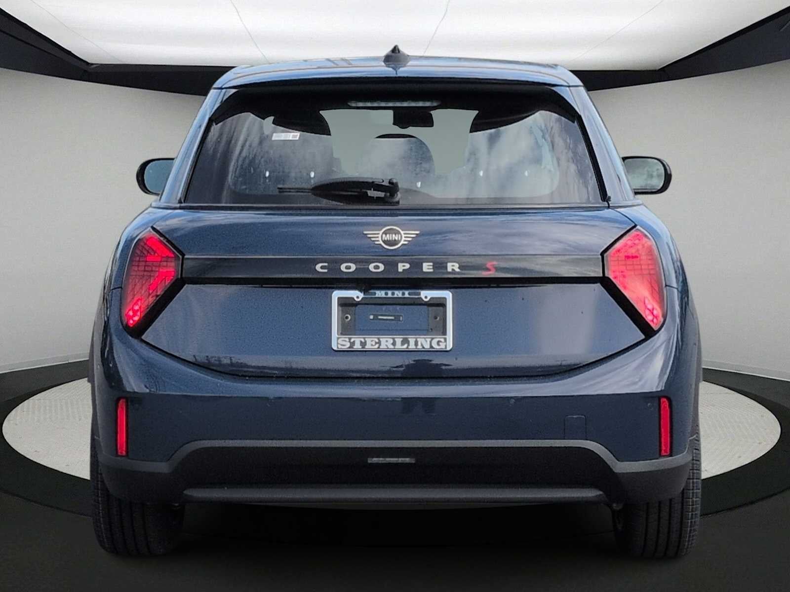 2026 MINI 4 PUERTAS SIGNATURE PLUS