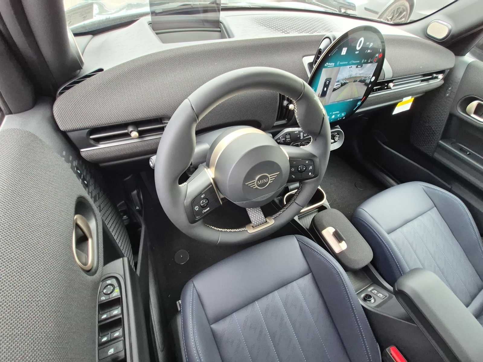 MINI 4 PUERTAS ICONIC 2027