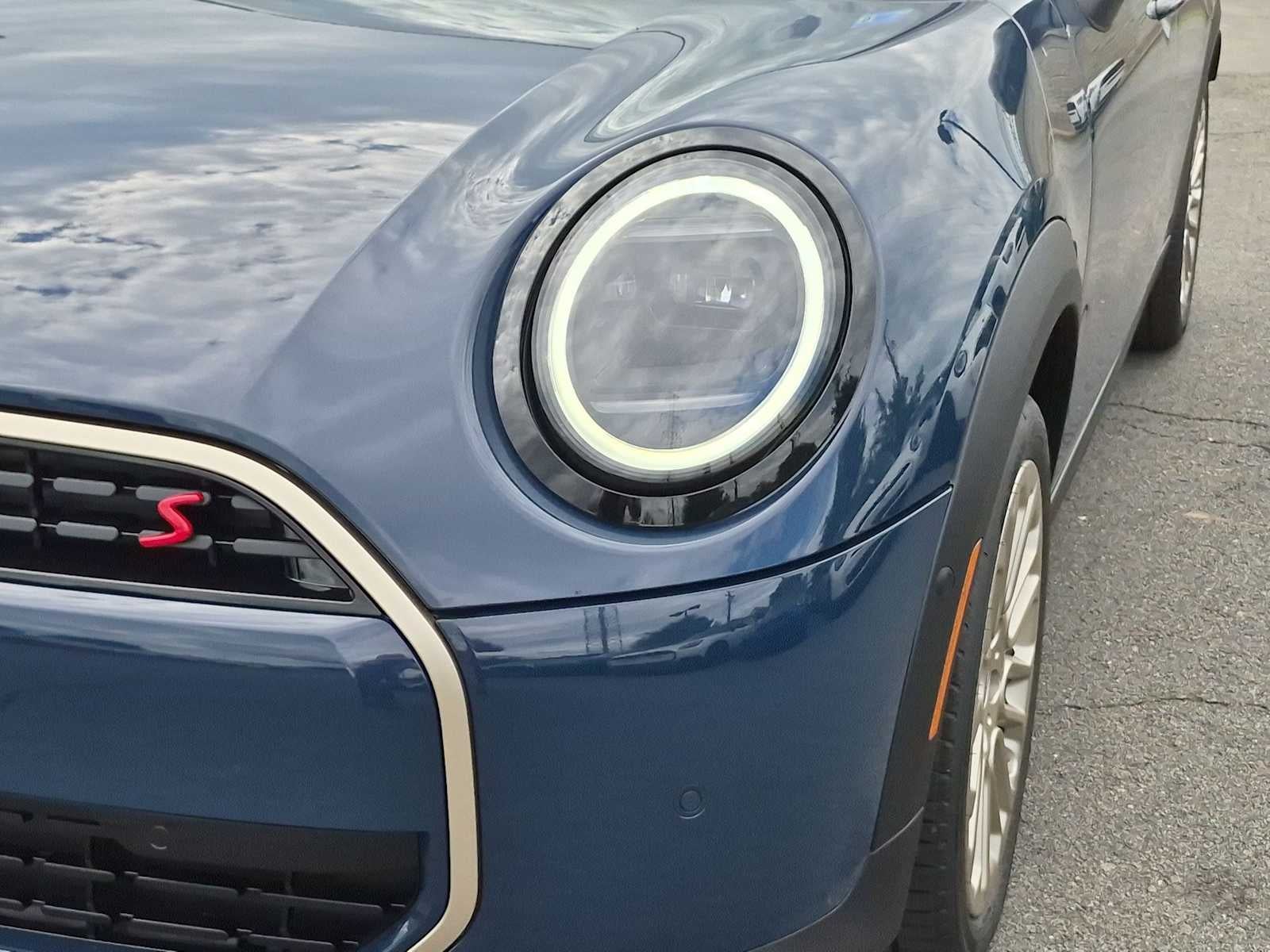 MINI 4 PUERTAS ICONIC 2027