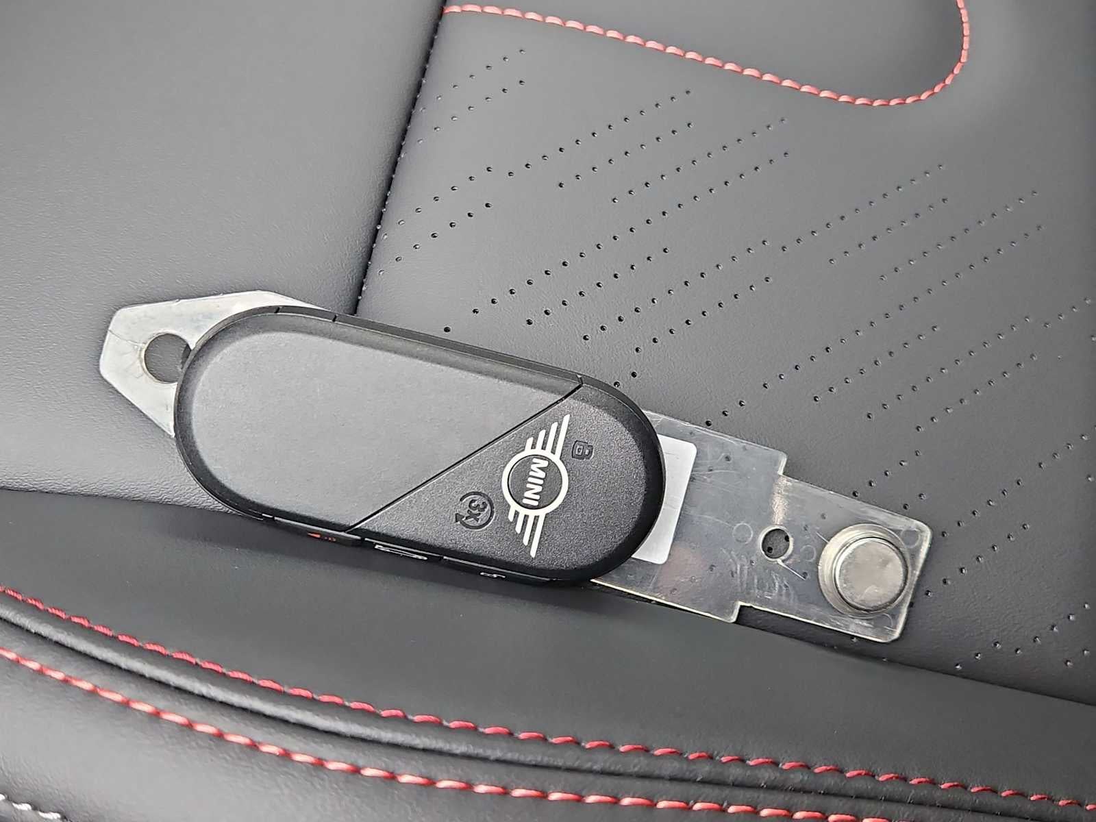 2026 MINI Techo Duro 4 Puertas Cooper S