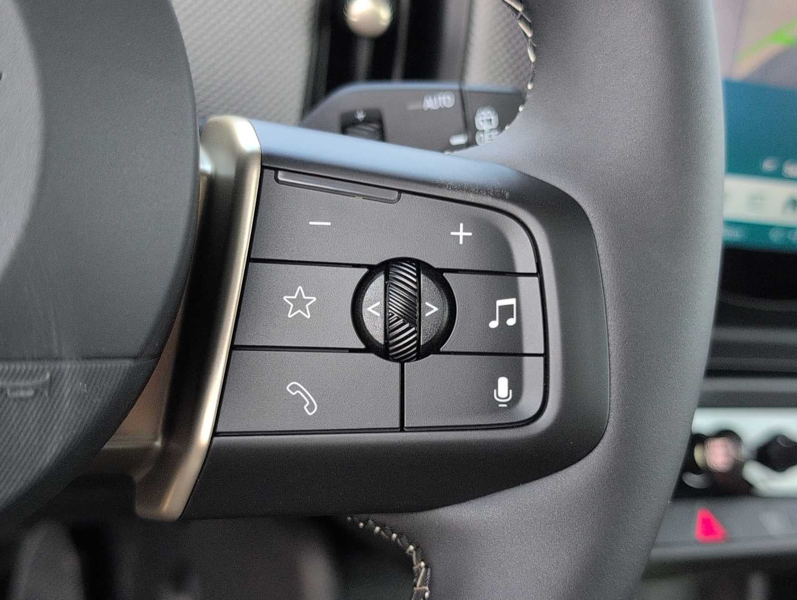 2026 MINI 4 PUERTAS ICÓNICO