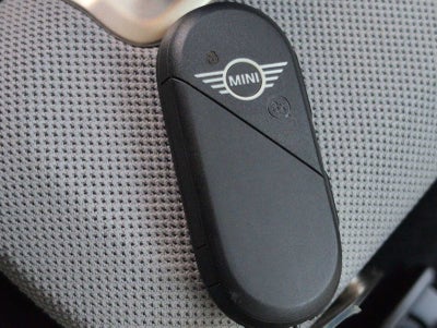 2026 MINI 4 PUERTAS ICÓNICO